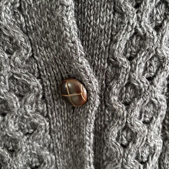 EUC Shannon Woolen Mills Ireland Sweater Fisherman Cable Merino Wool Women's M - Picture 5 of 11